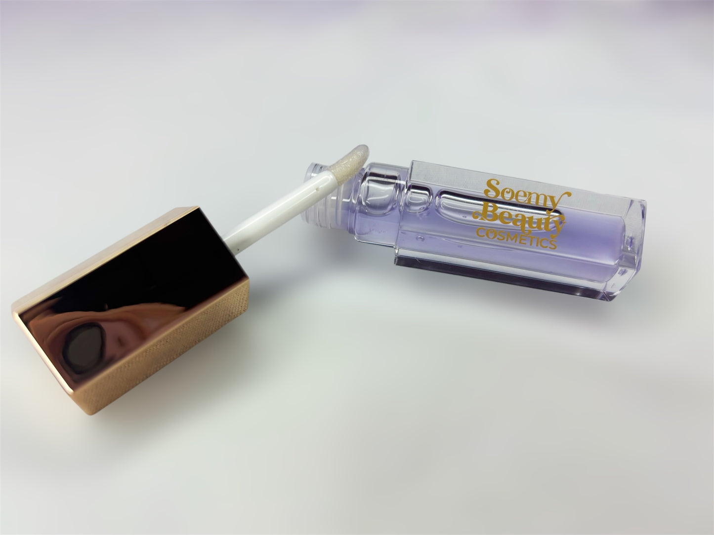 Color changing lip oil